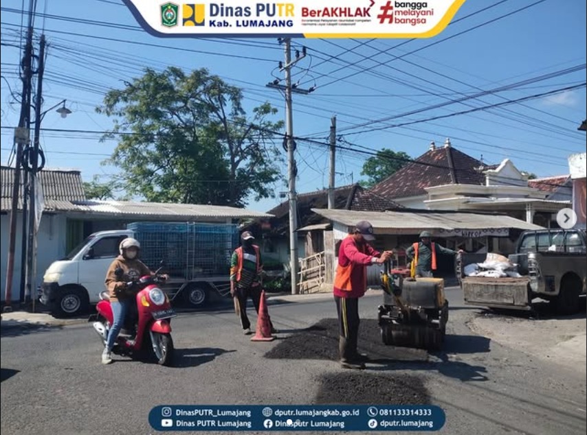 Agenda rutin tim jalan, jalur Pasirian - Sememu kembali dirawat! ????????